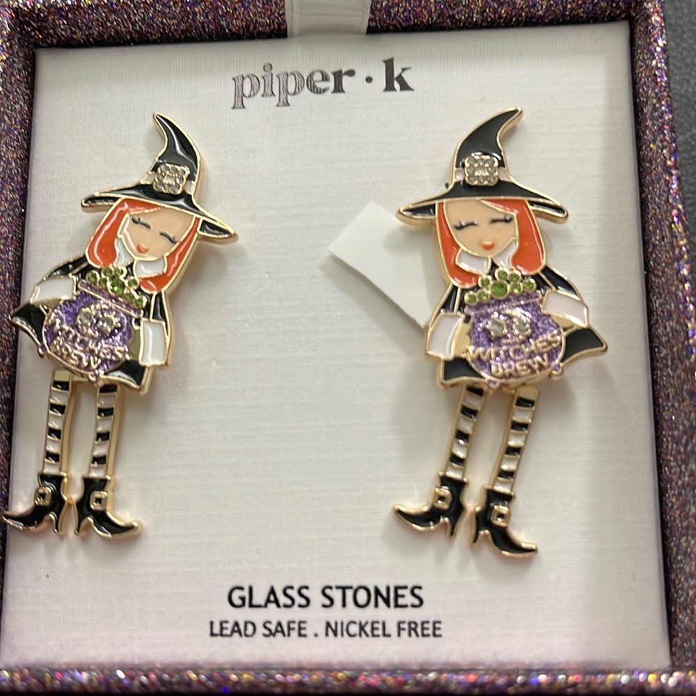 Piper K Witches Brew Dancing Girls Feet move Earrings New in Box